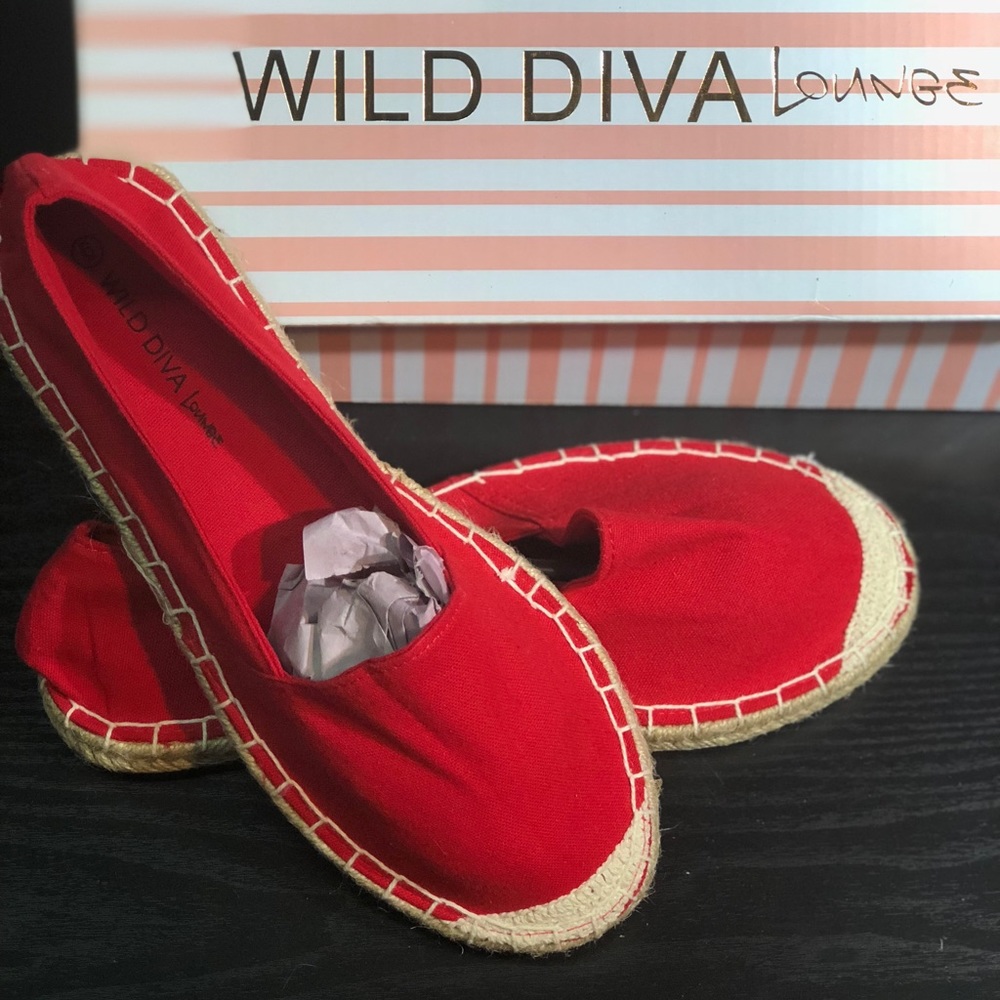Wild Diva Shoes size 6